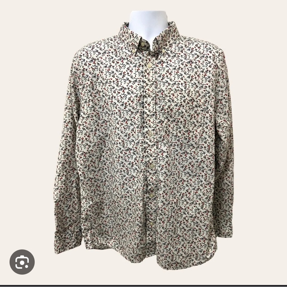 Banana Republic Luxe Poplin Men’s Floral Untucked Slim Fit Button Down Shirt.